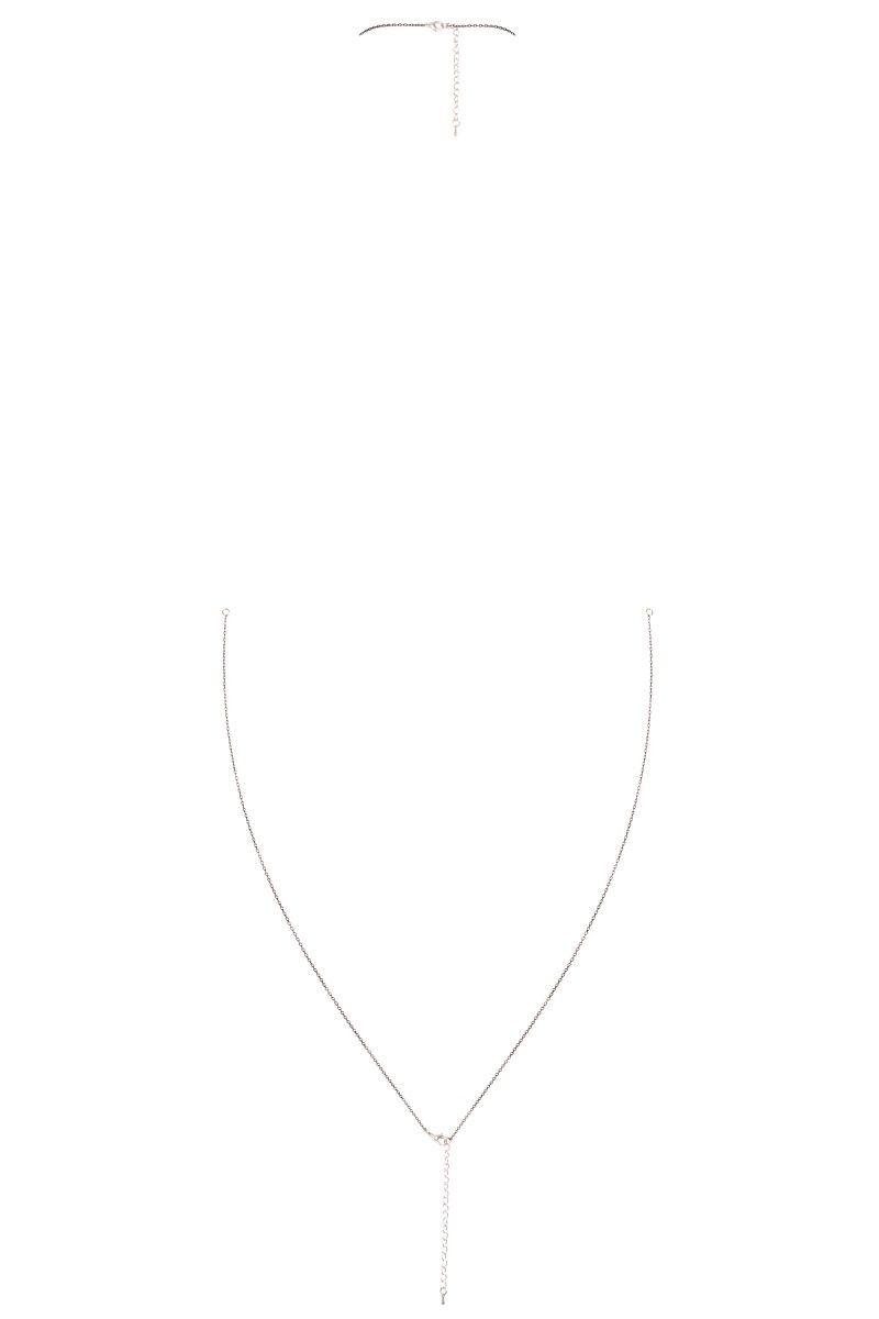 Золотистое украшение на грудь