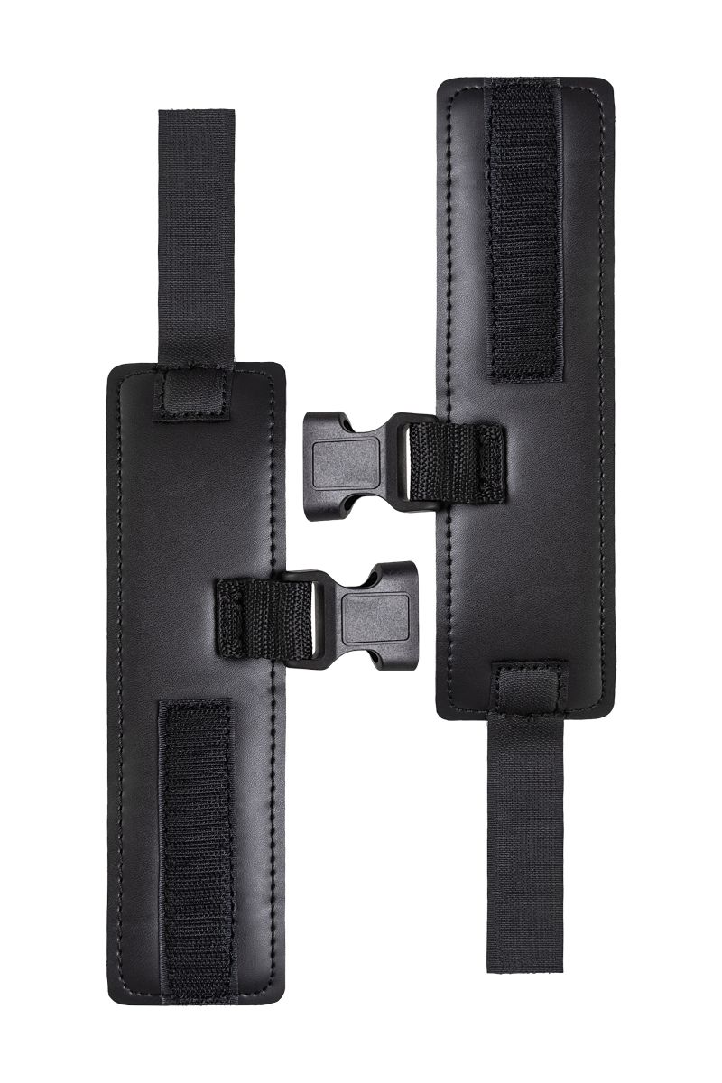 Черный ошейник с наручниками на липучках